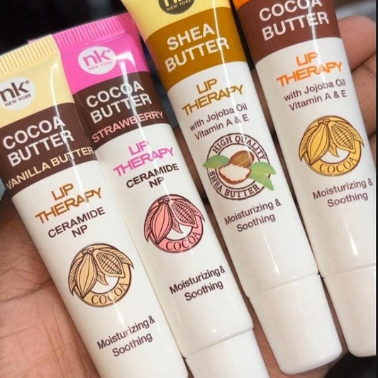 NK New York Lip Balm Set – Cocoa & Shea Butter Moisturizing Lip Therapy
- Cocoa Butter, Shea Butter, Vanilla & Strawberry Scent
